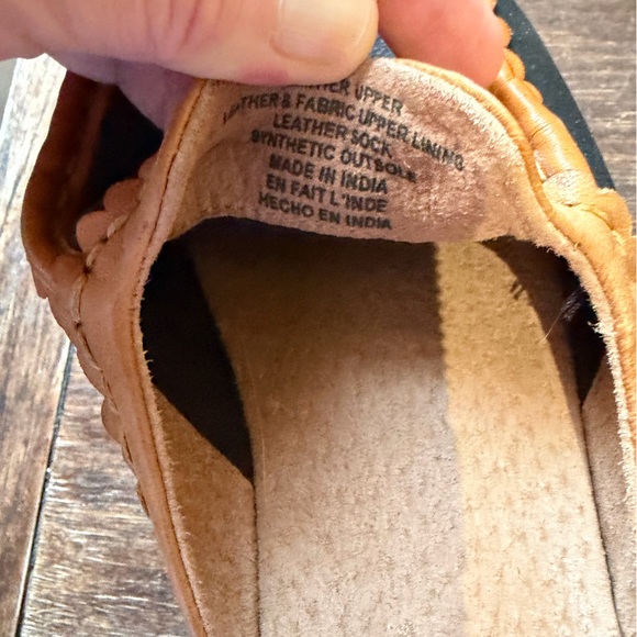 ANTHROPOLOGIE Seychelles Stand Tall Slip-On Flats Black Platform Mules Clogs 7 - Picture 9 of 13